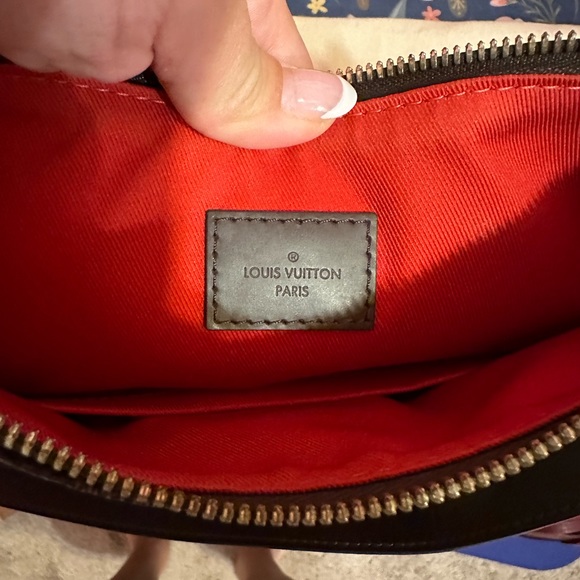 Louis Vuitton South Bank Besace Bag Damier - Picture 7 of 7